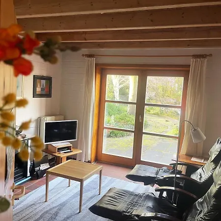 Haus Am Waldrand Mit Sauna, Nahe Дом отдыха